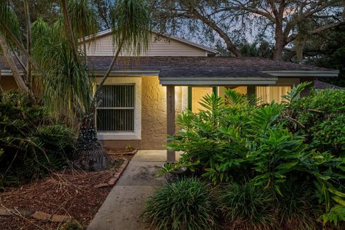 14695 Pine Glen Cir, LUTZ, FL, 33559-3290 | Card Image