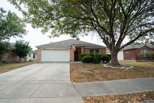 15827 Beaufort Blvd, Selma, TX, 78154 | Card Image