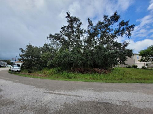 1946 Manatee Ct, POINCIANA, FL, 34759-5375 | Card Image