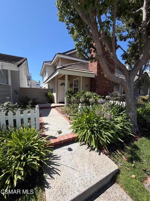 18 Seawind, Irvine, CA, 92614-7066 | Card Image