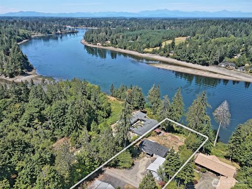 51 Se Earsley Ln, Shelton, WA, 98584-9371 | Card Image