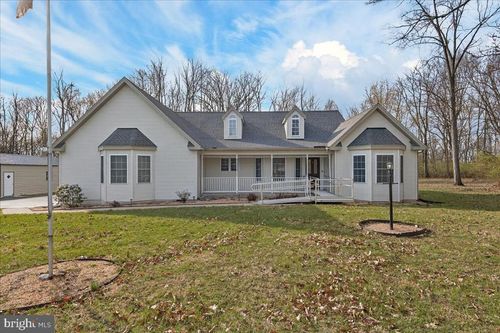 352 Doe Run Rd, Inwood, WV, 25428-5322 | Card Image