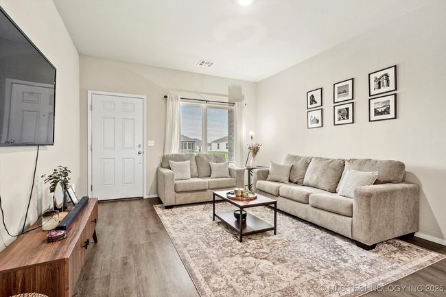 29318 E 80 Th St S, House other with 3 bedrooms, 2 bathrooms and null parking in Broken Arrow OK | Image 4
