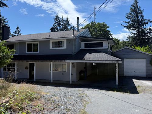 3575 Uplands Dr, Nanaimo, BC, V9T2T4 | Card Image