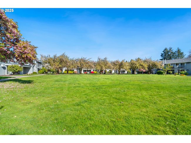 240 - 650 Harlow Rd, Condo with 2 bedrooms, 2 bathrooms and 1 parking in Springfield OR | Image 22