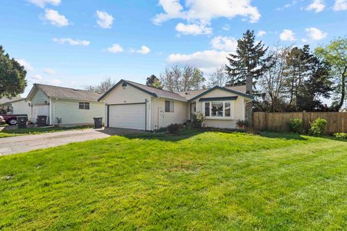 17918 56a Ave, Surrey, BC, V3S5H4 | Card Image