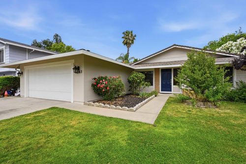 8263 Scarlet Oak Cir, Citrus Heights, CA, 95610-0758 | Card Image