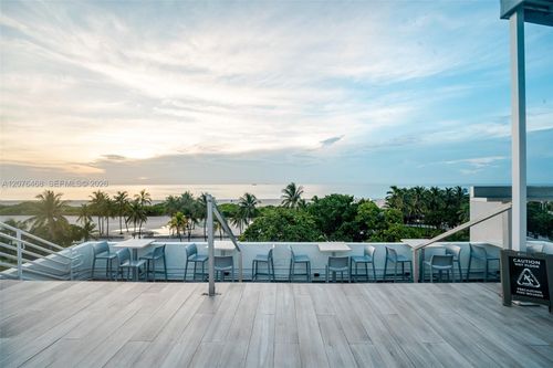 d206-1060 Ocean Dr, Miami Beach, FL, 33139-5014 | Card Image