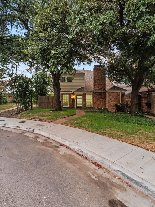 14341 Haymeadow Cir, Dallas, TX, 75254-8205 | Card Image