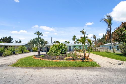 1644 Ne Arch Ave, Jensen Beach, FL, 34957-5752 | Card Image