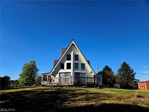 54420 Key Bellaire Rd, Bellaire, OH, 43906-8530 | Card Image