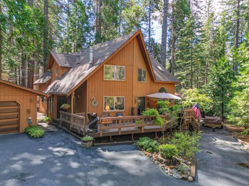 2216 Castlewood Ln, Arnold, CA, 95223-7203 | Card Image