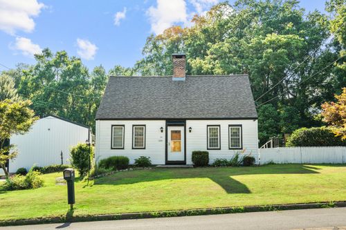 324 Wheelers Farms Rd, Milford, CT, 06461-1872 | Card Image
