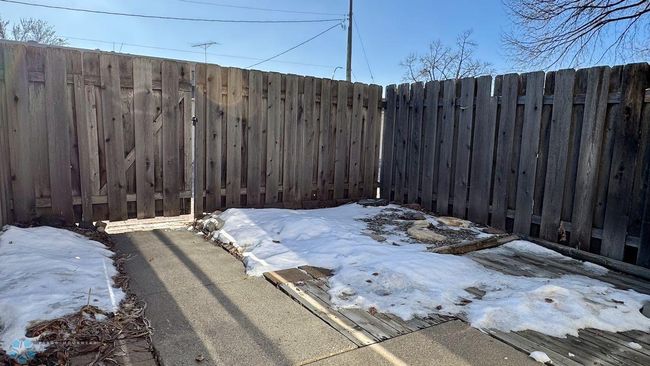 (28) Private Fenced Backyard.jpeg | Image 28