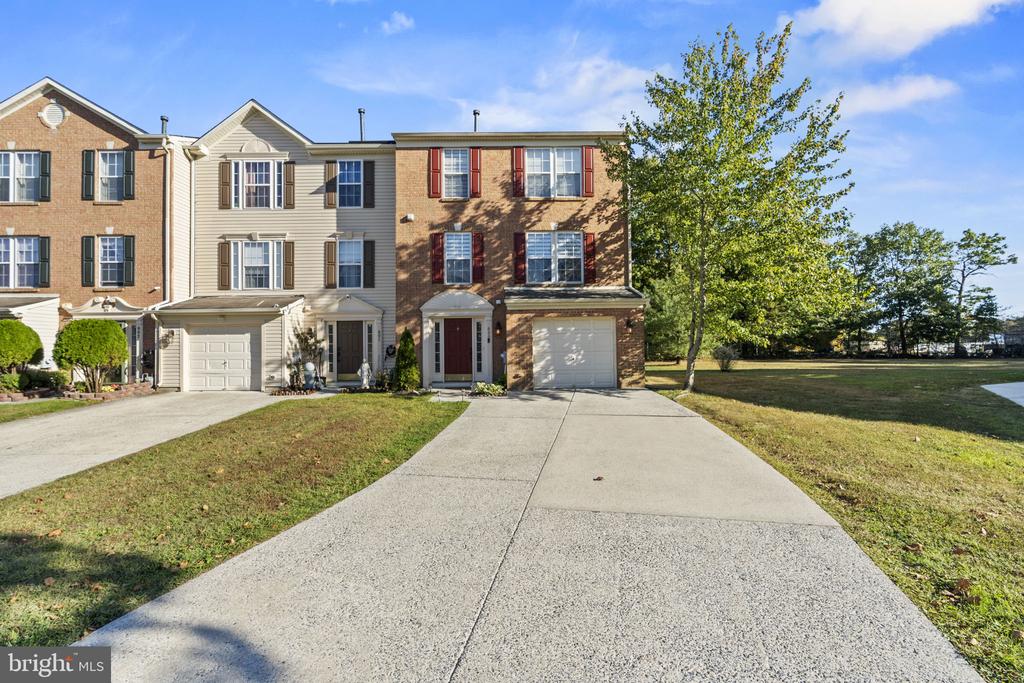 Saint Thomas Dr, Egg Harbor Township, NJ 08234