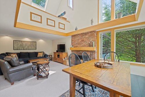 90 Turkey Run Rd, Winhall, VT, 05340 | Card Image