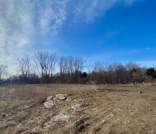 #18 Eagle Forest Dr, Freeland, MI, 48623 | Card Image