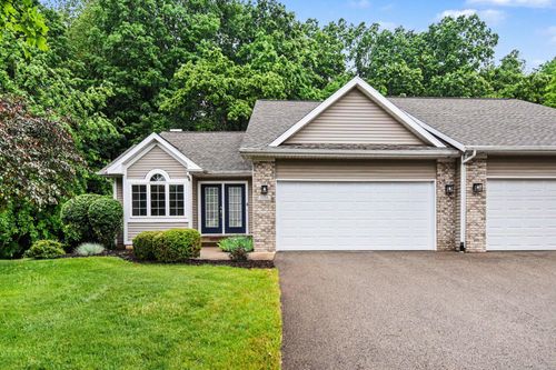 2116 Blue Bellway Nw, Grand Rapids, MI, 49504-2583 | Card Image