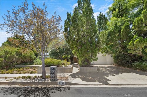 12729 Jolette Ave, Granada Hills, CA, 91344-1428 | Card Image