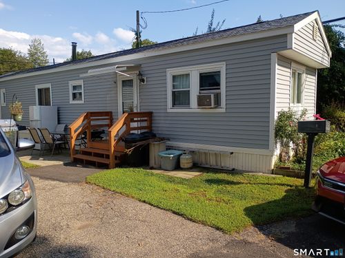 3 Horseshoe Dr, Shelton, CT, 06484-4725 | Card Image