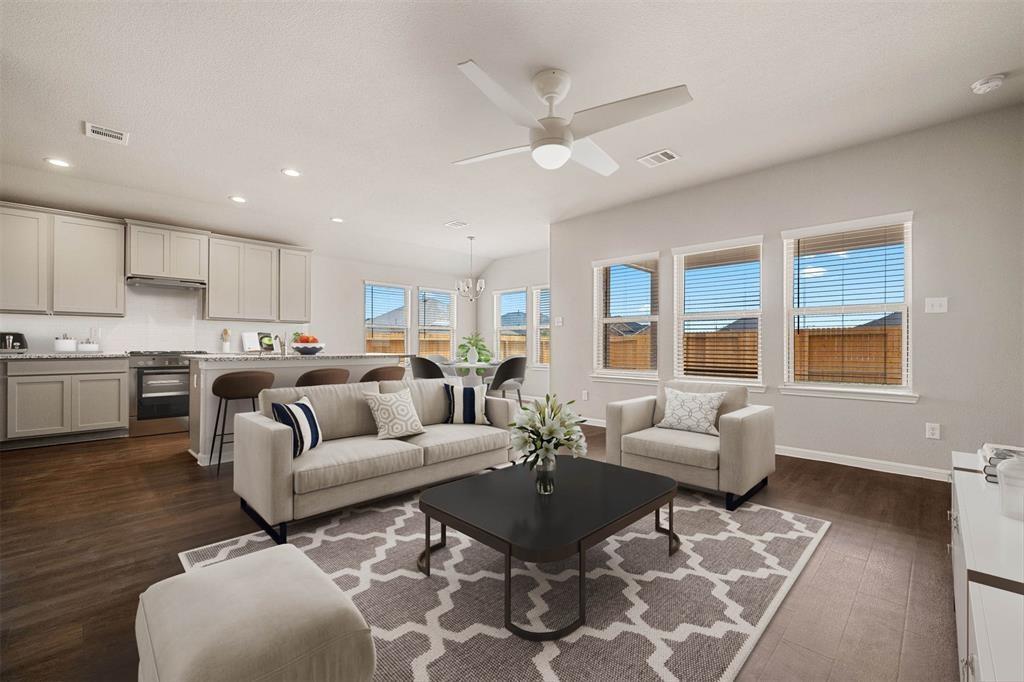 Residential in Splendora 4