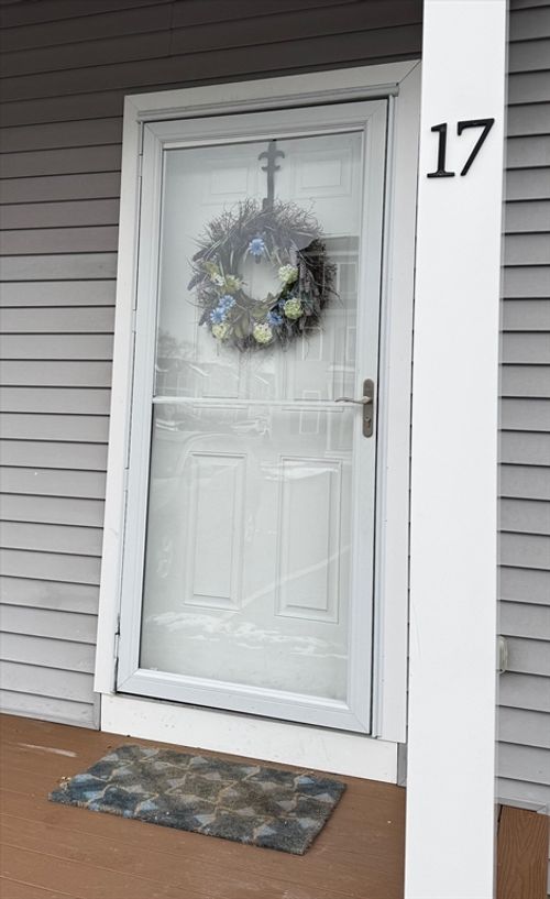 17-17 Landing Way, Lakeville, MA, 02347-2585 | Card Image