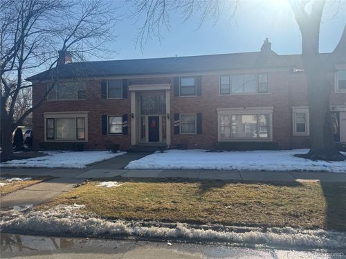 19648 Fleetwood Dr, Harper Woods, MI, 48225-1638 | Card Image