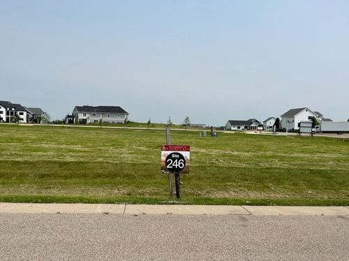 4989 Silo Prairie Dr, WESTPORT, WI, 53597-8711 | Card Image