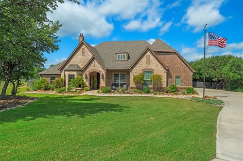119 Rasha Dr, Azle, TX, 76020-1139 | Card Image