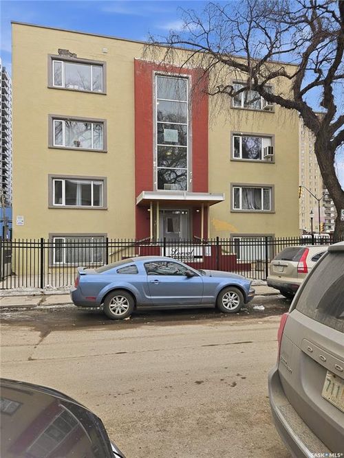 12-400 4th Ave N, Saskatoon, SK, S7K2M3 | Card Image