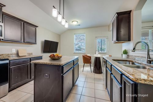 2813 Joshua St, Denton, TX, 76209-4875 | Card Image