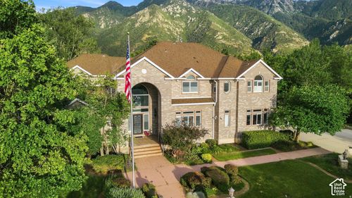 37 Wanderwood Way, Sandy, UT, 84092-4866 | Card Image