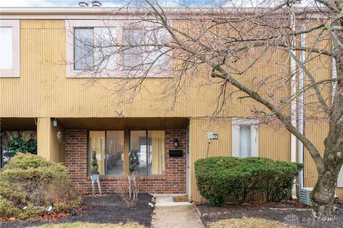 4649 Merrick Dr, Dayton, OH, 45415-3354 | Card Image