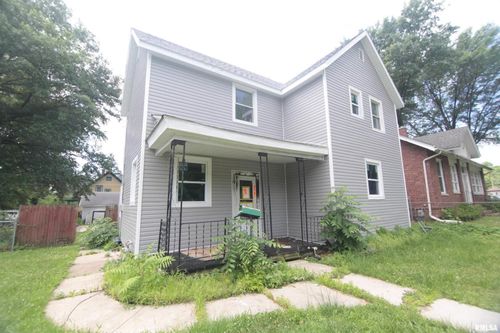2243 W 4th St, Davenport, IA, 52802-1635 | Card Image