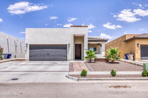 2208 Tierra Delmonte Dr, El Paso, TX, 79938-4896 | Card Image