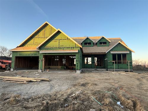 9001 Timberwood Dr, Johnston, IA, 50131 | Card Image