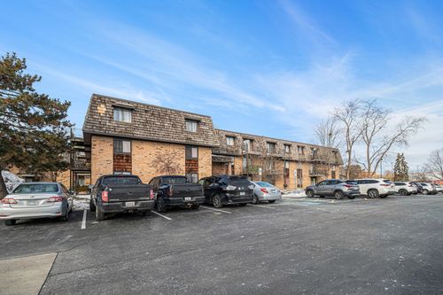 apt-1020-10 Oak Creek Dr, Buffalo Grove, IL, 60089-3727 | Card Image