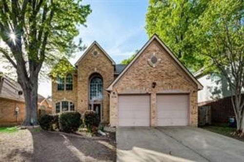 4547 Buckingham Dr, Grand Prairie, TX, 75052-8360 | Card Image