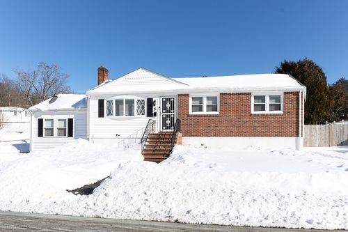 8 Dianthus Rd, Holbrook, MA, 02343-1106 | Card Image