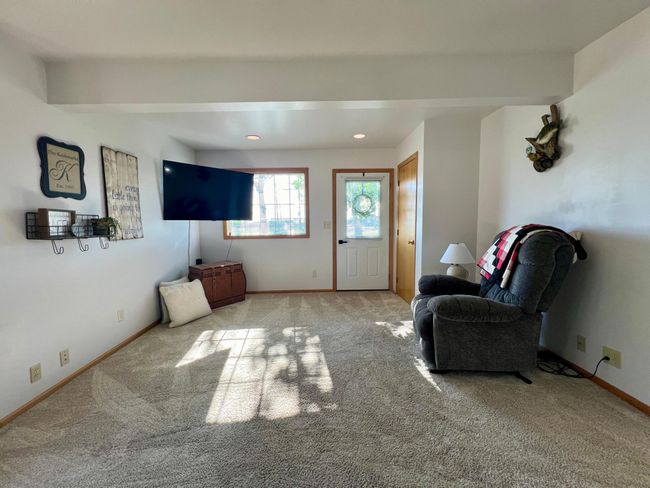 404 1 St St S, House other with 2 bedrooms, 1 bathrooms and null parking in Hoffman MN | Image 18