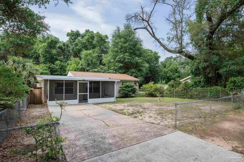 6659 Sanders St, Milton, FL, 32570-2821 | Card Image