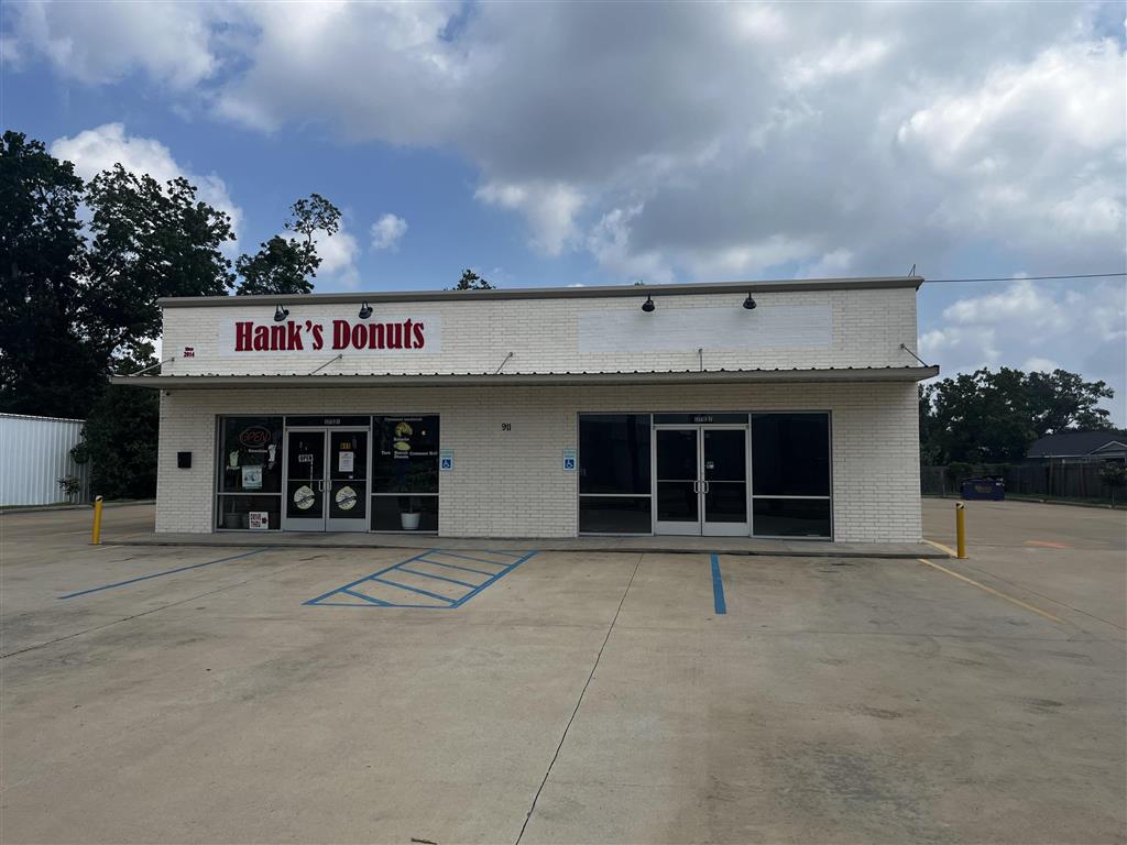 911 E Prien Lake Rd, Lake Charles, LA 70601
