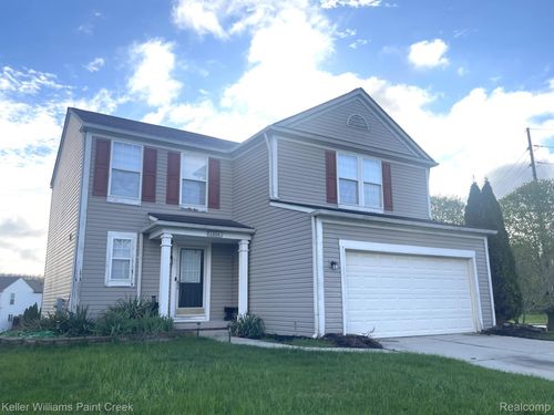 1554 Meadow Ridge Dr, Pontiac, MI, 48340-1088 | Card Image