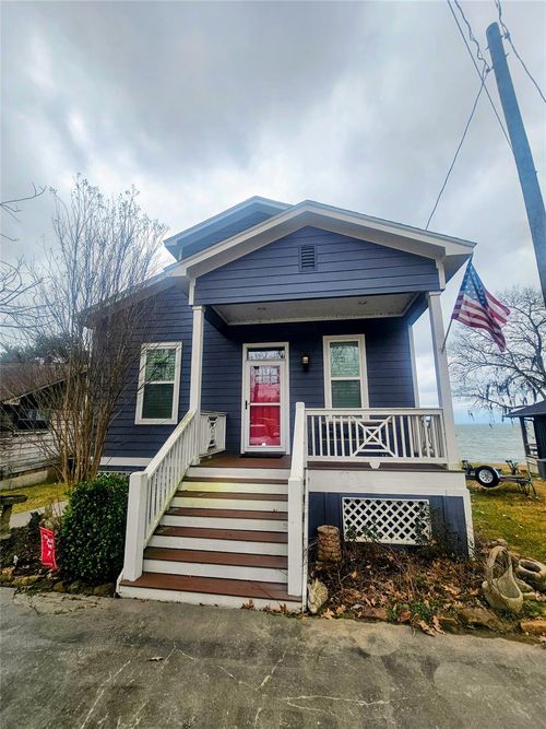 154 W Lake Shore Dr, Livingston, TX, 77351-8617 | Card Image