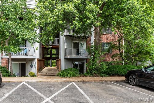 d-7611 Triwoods Dr, Saint Louis, MO, 63119-5074 | Card Image