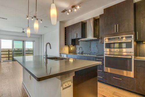 apt-405-3600 S Lamar Blvd, Austin, TX, 78704-8100 | Card Image