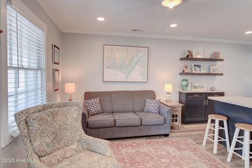 27-127 Old Causeway Rd, Atlantic Beach, NC, 28512-7321 | Card Image