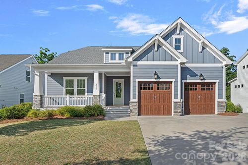 6132 Sandy Point Ln, Belmont, NC, 28012-0098 | Card Image
