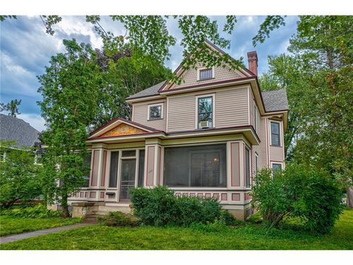 1302 4th St, HUDSON, WI, 54016-1251 | Card Image