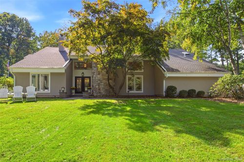 2 White Cap Ct, Lloyd Harbor, NY, 11743-9793 | Card Image
